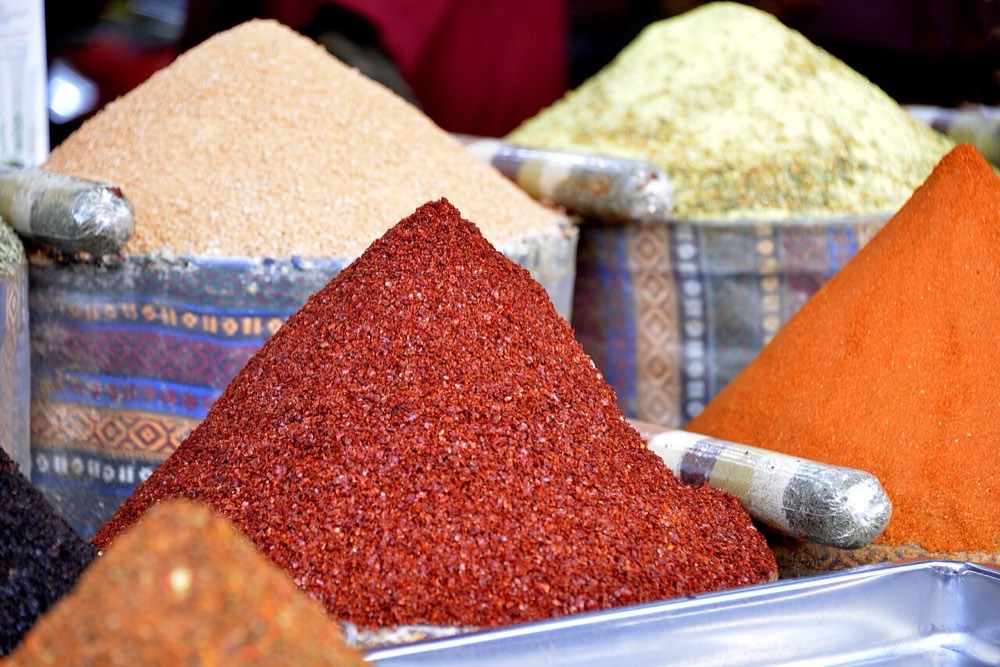 خدمات بازرگانی، واردات و صادرات مواد غذایی